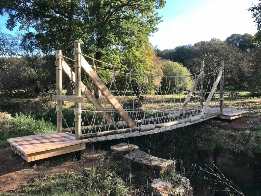 Lake Rope Bridge for London Wetlands Centre 'Wild Walk' project -  Traditional - Landscape - London - by Treehouse Life Ltd.